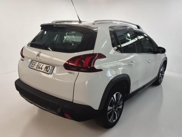 Peugeot 2008 image 4