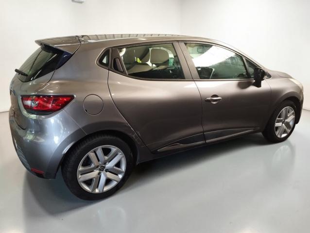 Renault Clio image 6