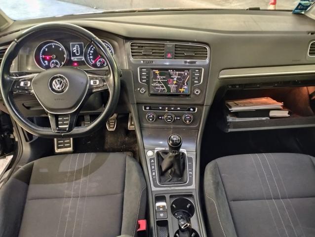 Volkswagen Golf Sw image 1