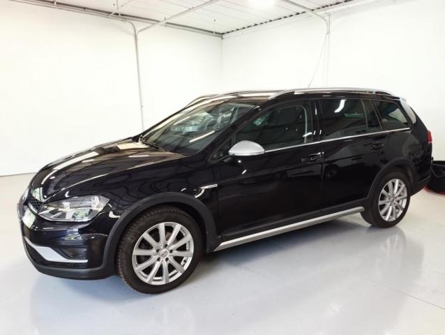 Volkswagen Golf Sw image 3