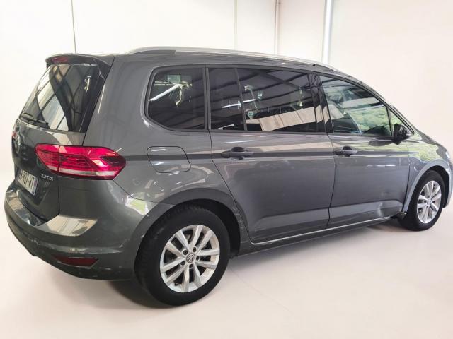 Volkswagen Touran image 6