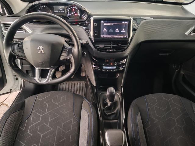 Peugeot 2008 image 5