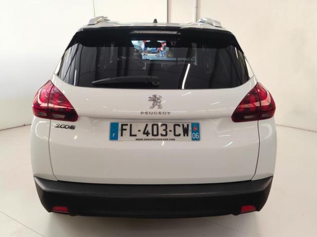 Peugeot 2008 image 3