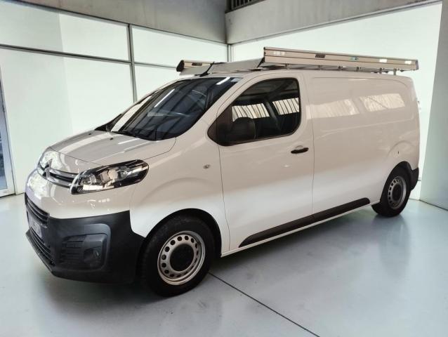 Citroen Jumpy image 2