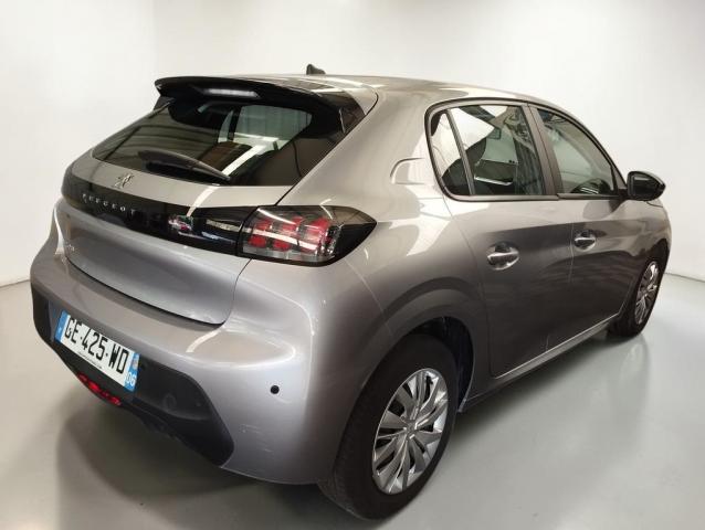 Peugeot 208 image 1