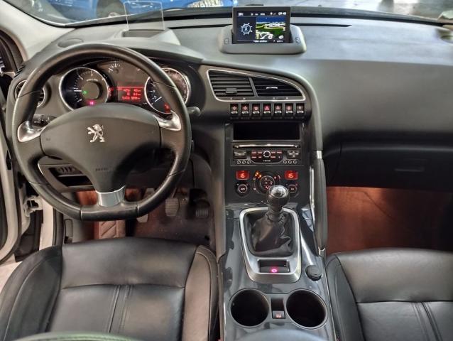 Peugeot 3008 image 1