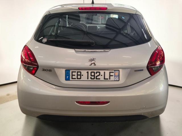 Peugeot 208 image 6