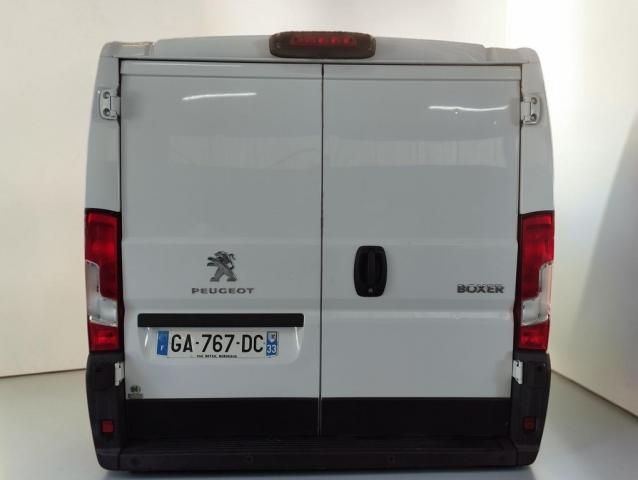 Peugeot Boxer image 2