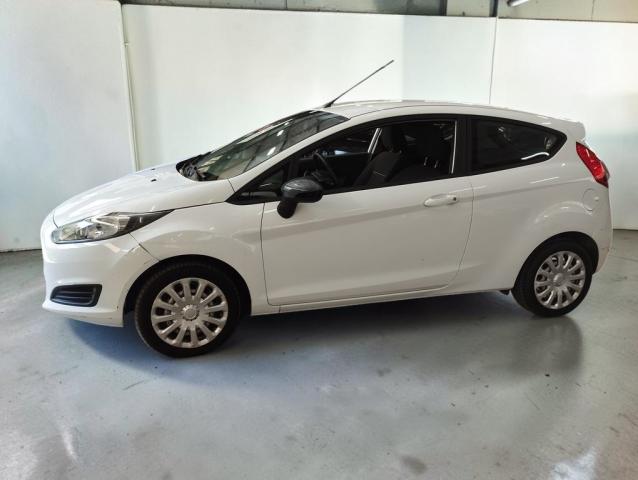 Ford Fiesta image 3