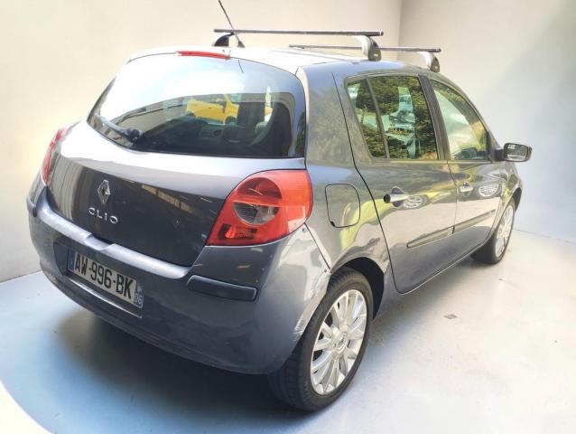Renault Clio image 3