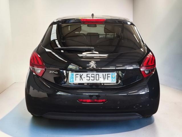 Peugeot 208 image 3