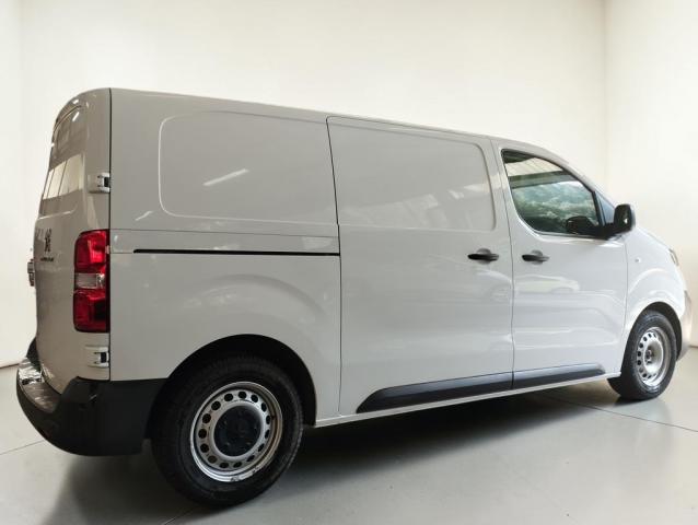 Peugeot Expert image 1