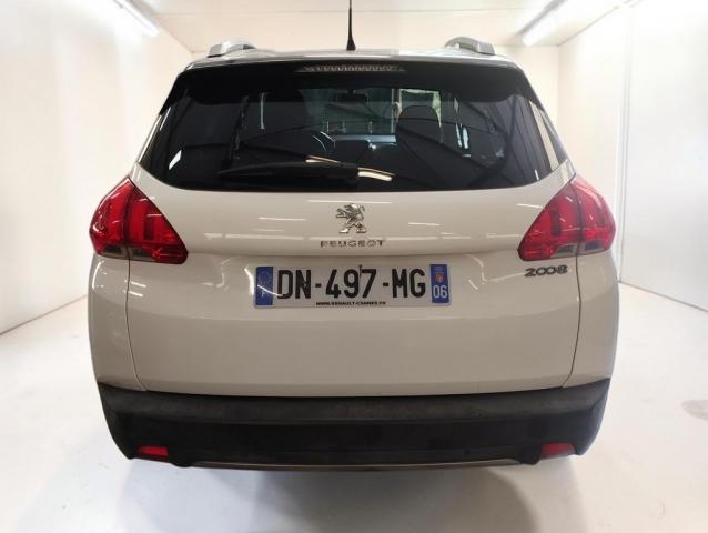 Peugeot 2008 image 4