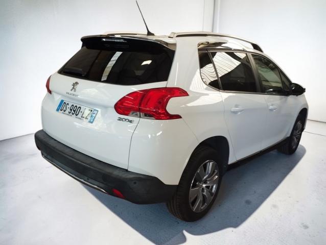 Peugeot 2008 image 4