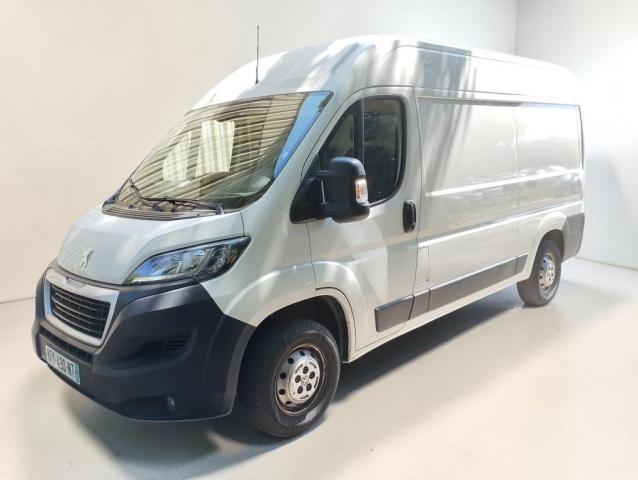 Peugeot Boxer image 1