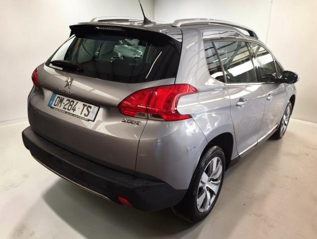 Peugeot 2008 image 1