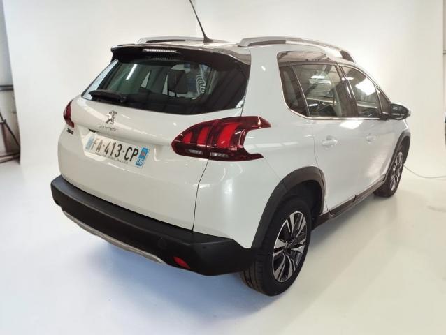 Peugeot 2008 image 6