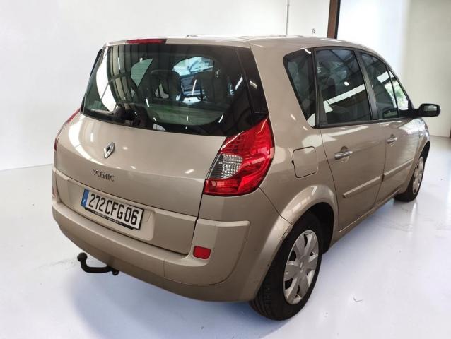 Renault Scénic image 1