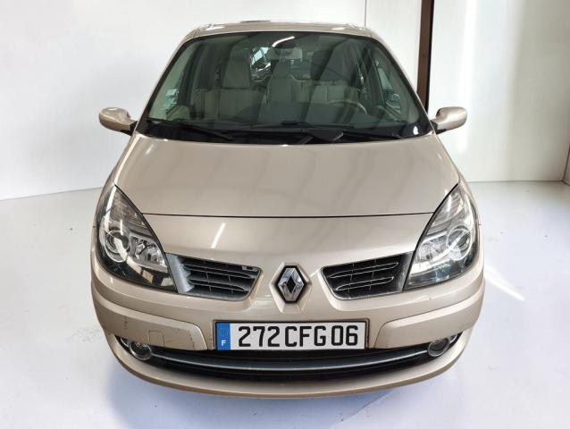Renault Scénic image 2