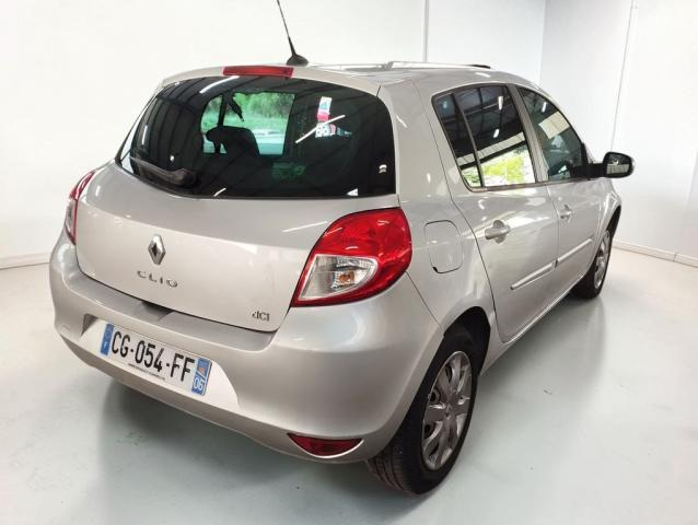 Renault Clio image 2