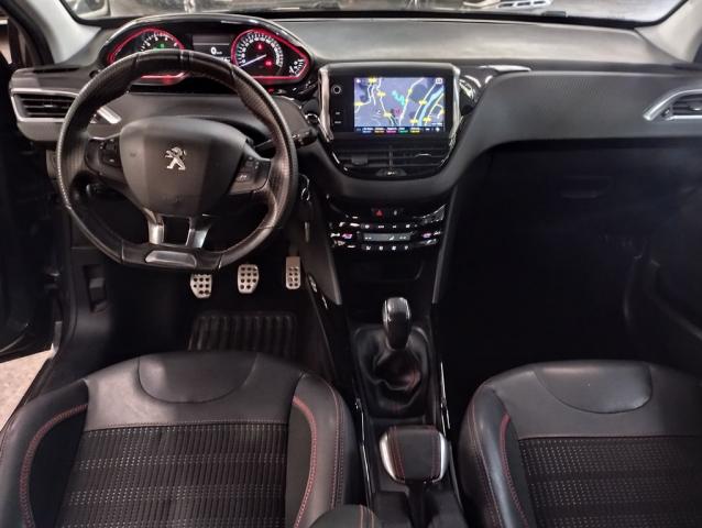Peugeot 2008 image 4