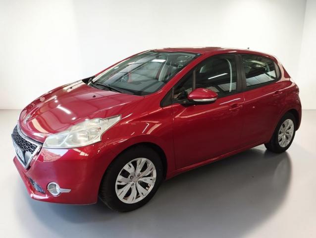Peugeot 208 image 6