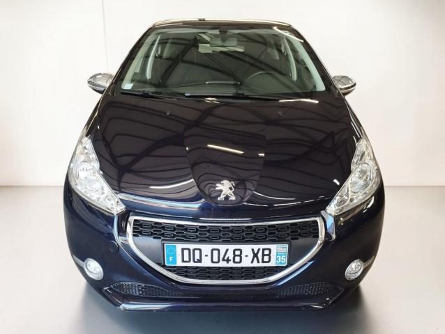 Peugeot 208 image 6