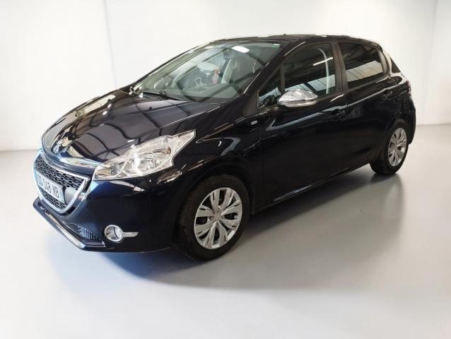Peugeot 208 image 2