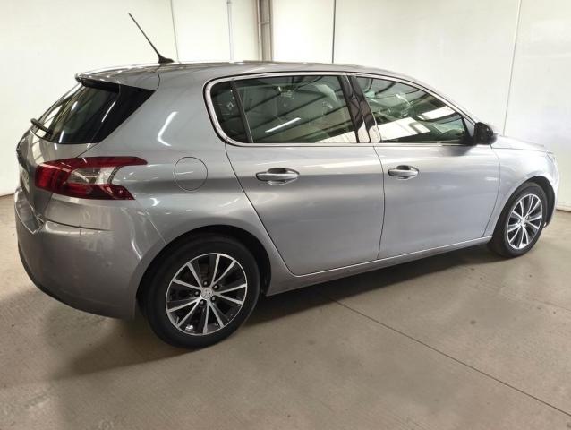 Peugeot 308 image 6