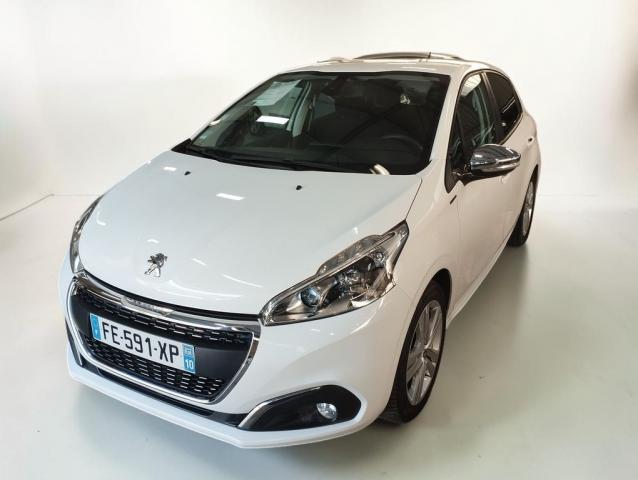 Peugeot 208 1.2 Vti 82 Signature 5p