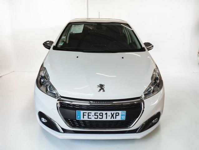 Peugeot 208 image 6