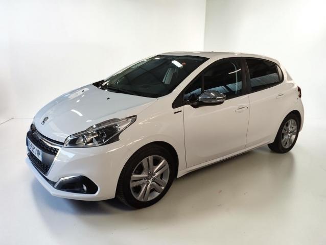 Peugeot 208 image 5
