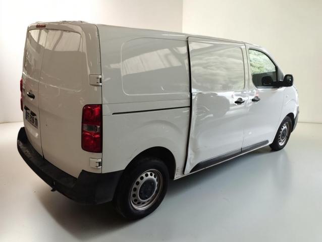 Peugeot Expert image 2
