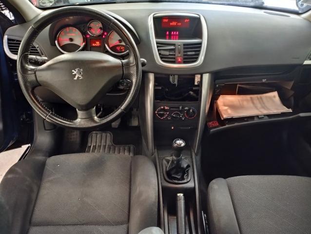 Peugeot 207 image 4
