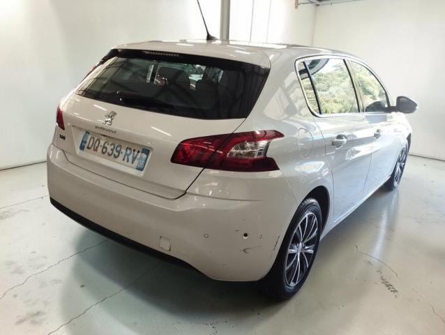 Peugeot 308 image 1
