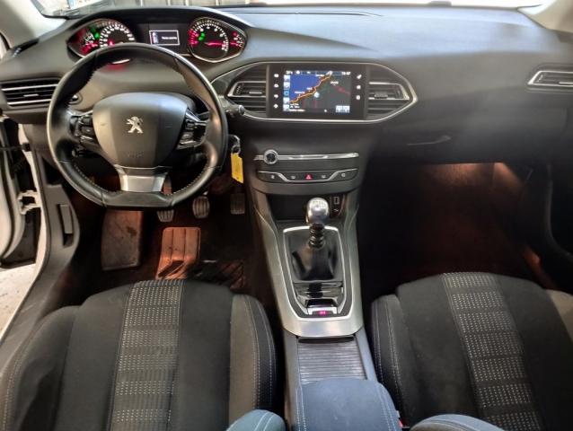 Peugeot 308 image 4
