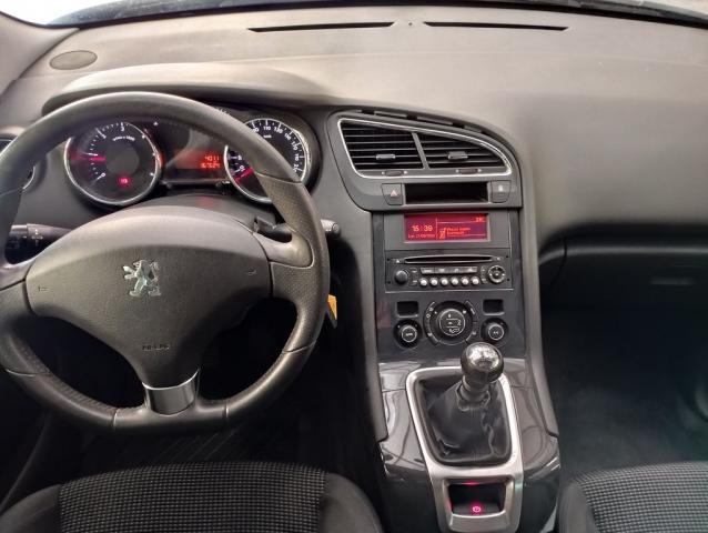 Peugeot 5008 image 5