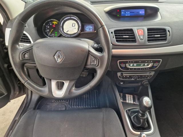 Renault Mégane Coupé image 2