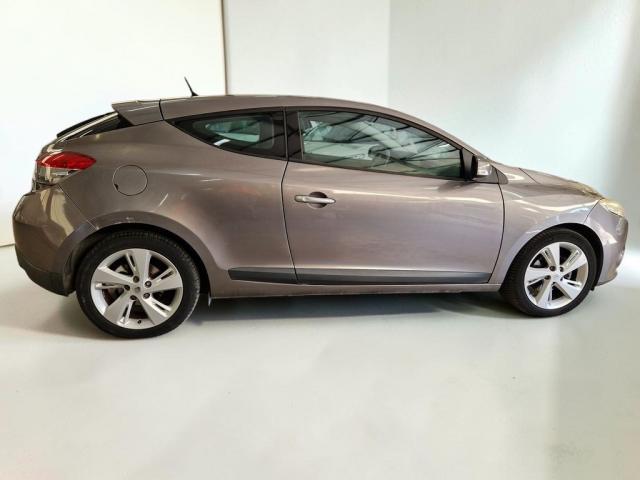 Renault Mégane Coupé image 4