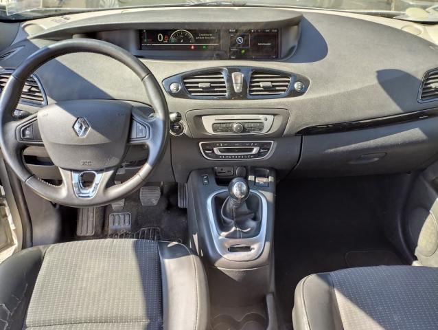Renault Grand Scénic image 4