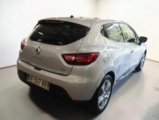 Renault Clio image 2