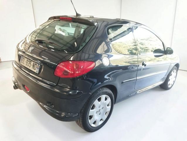 Peugeot 206 image 1