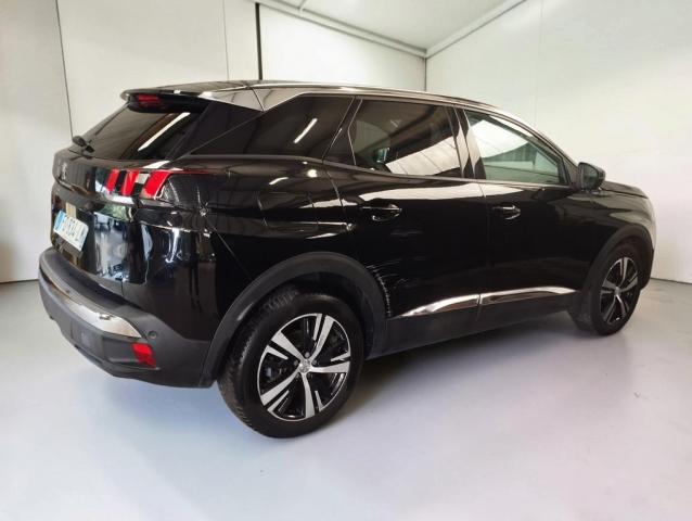 Peugeot 3008 image 1