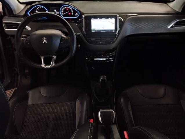 Peugeot 2008 image 6