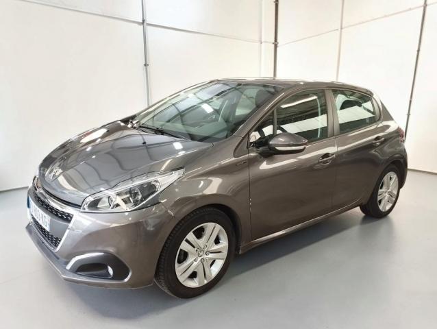 Peugeot 208 image 3