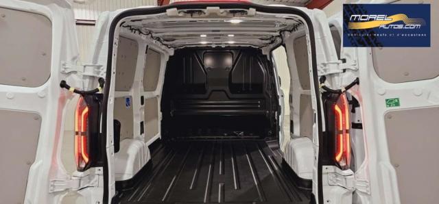 Ford Transit Custom image 1