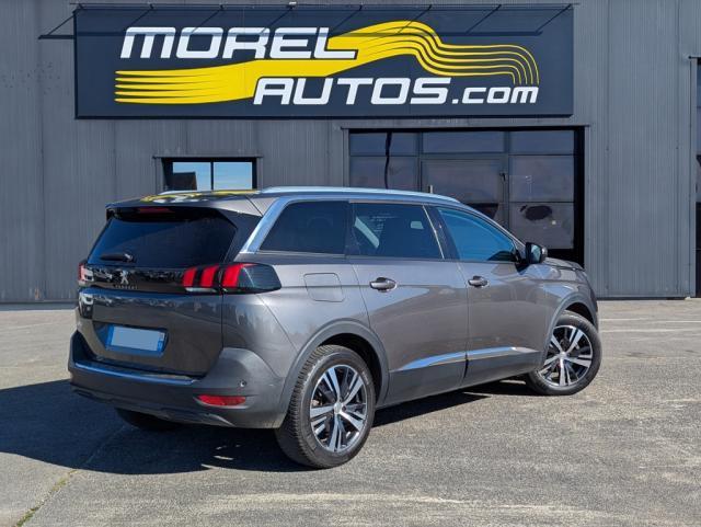 Peugeot 5008 image 2