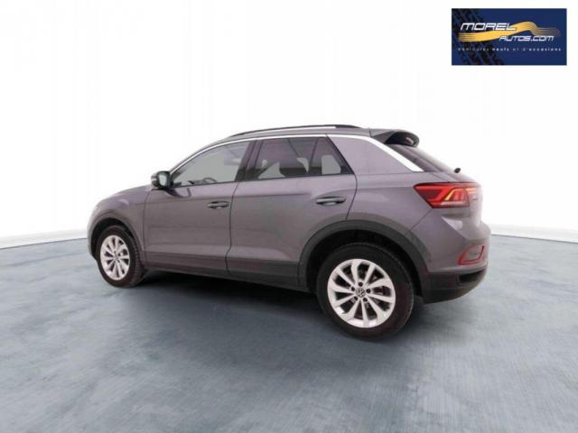 Volkswagen T-Roc image 9