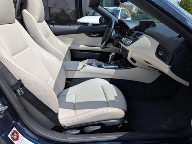 Bmw Z4 image 1
