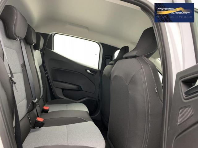 Renault Clio image 6